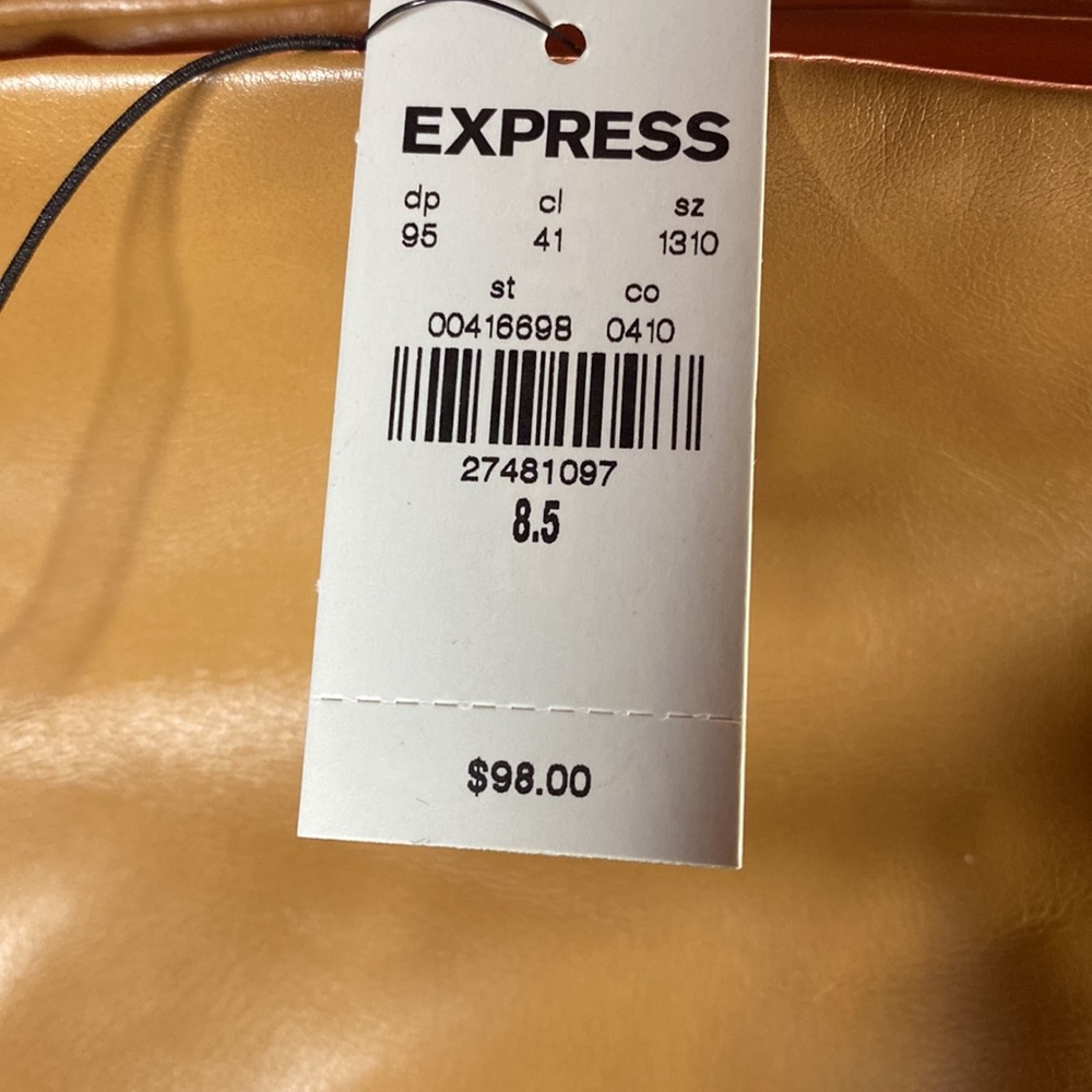 EXPRESS - CAMEL 8 1/2 NEW KNEE BOOTS NO LONGER HAVE BOX SHIPPED IN CLEAR BOX - Picture 7 of 11